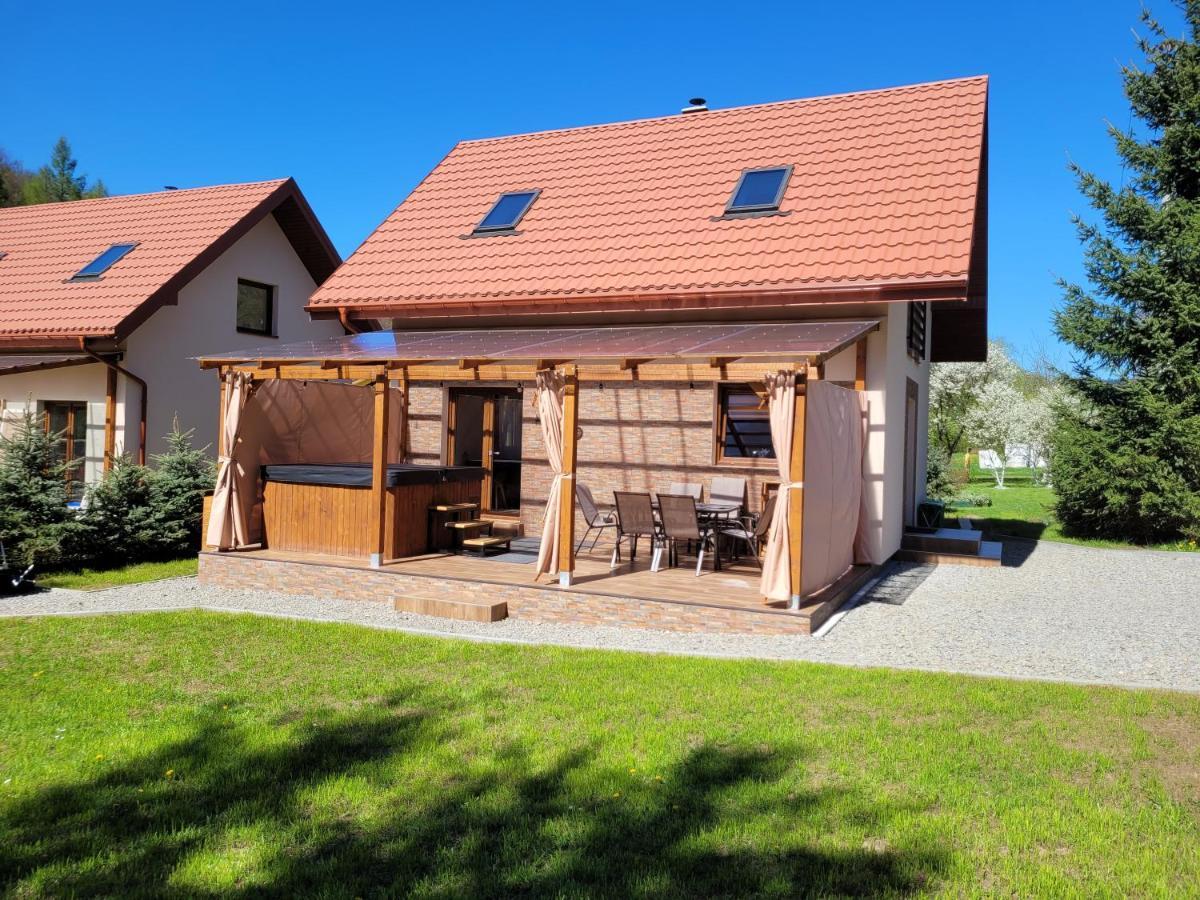 Urocza Kryjowka Ze Spa Lesko Bagian luar foto